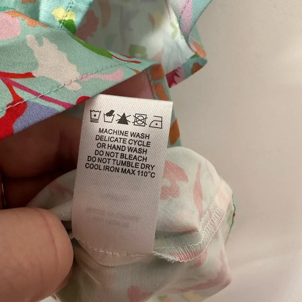 CROSBY by Mollie Burch Ella Top – Island Floral – Size Small – NWOT - Picture 6 of 11